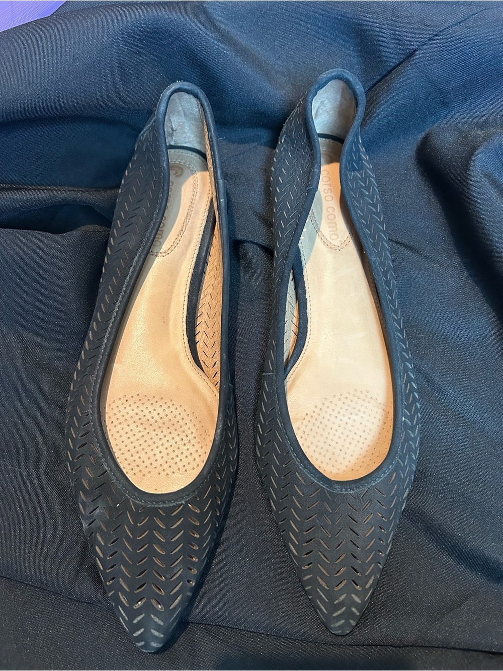Corso Como Black Pointed-Toe Perforated Flats